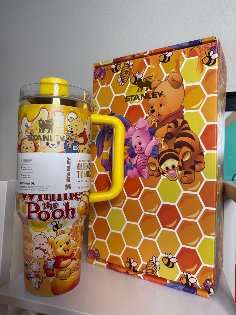 Bundle: Stanley Winnie the Pooh Honeycomb/Commemorative Ed. Life Magazine